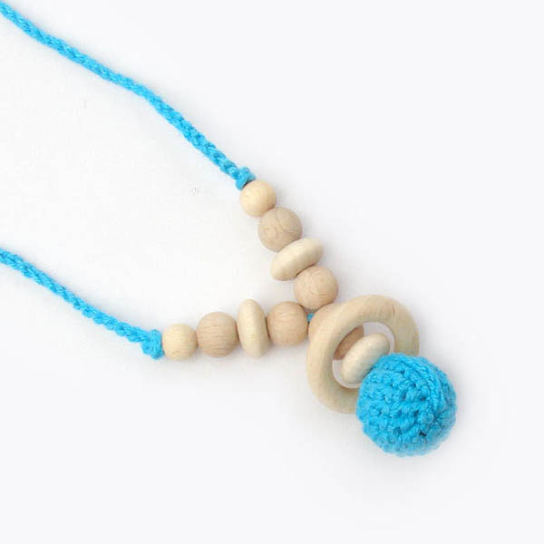 Wooden ring necklace turquoise