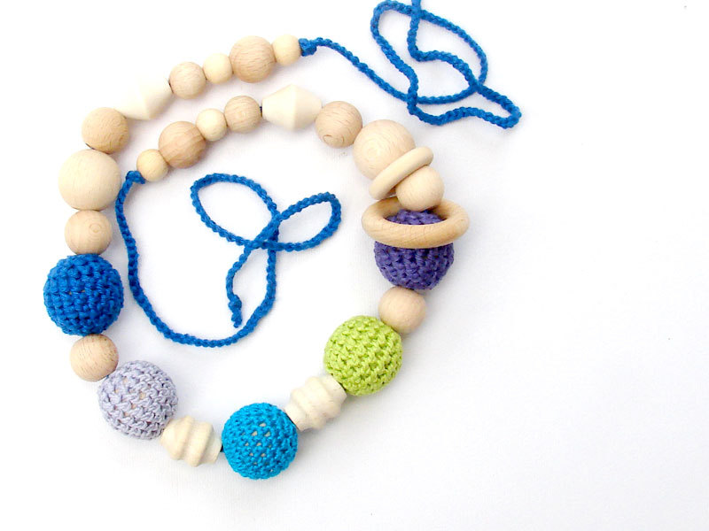 Wooden crochet necklace