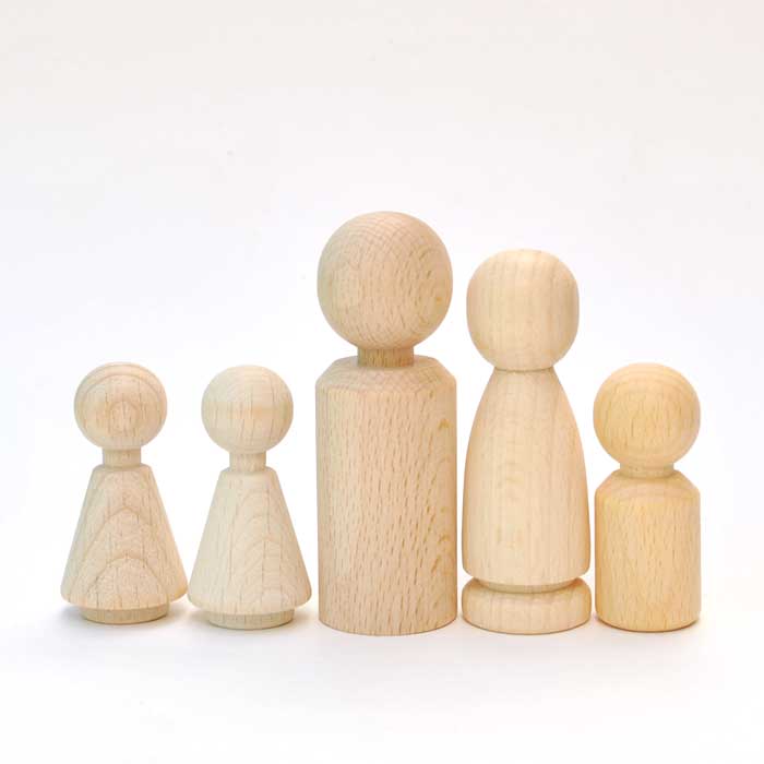 Wooden  Doll family 5 members